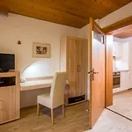 Appartement Steinlechner-meyer Elisabeth *